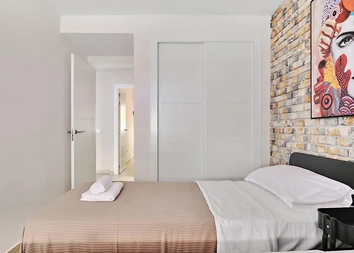 New Apartment In The Center With A Parking Apartment